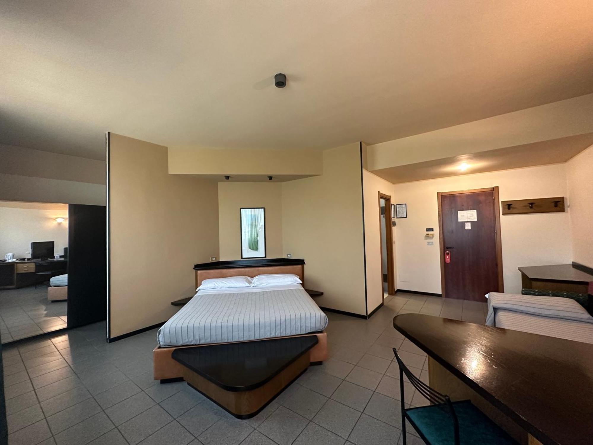 Hotel Griselda Saluzzo Ngoại thất bức ảnh
