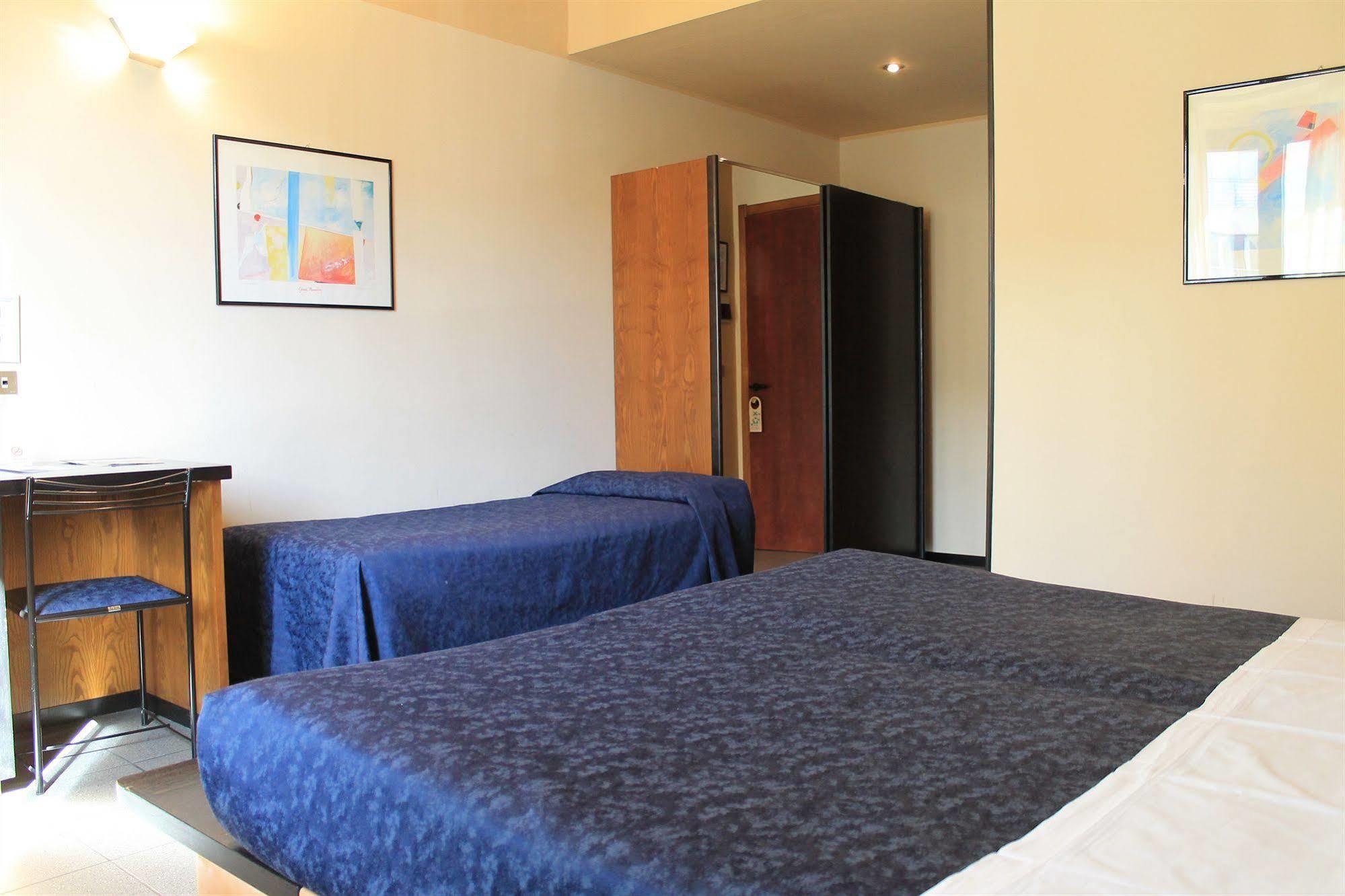 Hotel Griselda Saluzzo Ngoại thất bức ảnh